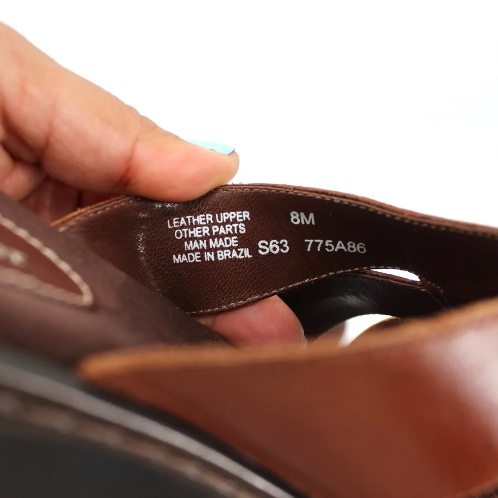 Naturalizer Wedge sandal in Brown